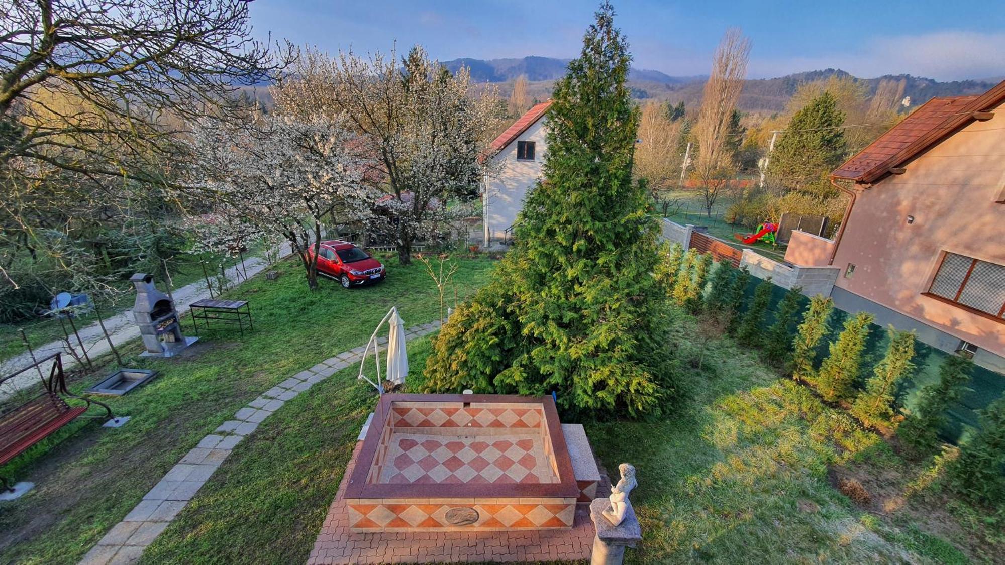 Pilis Hills View Deluxe House With Pool & Ac Near Bp Βίλα Pilisszentivan Εξωτερικό φωτογραφία